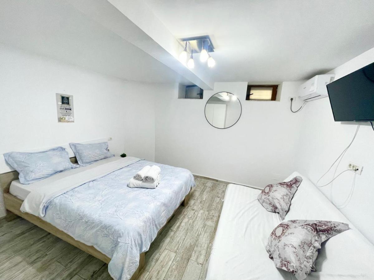 Temple 4 Apartment Bucharest Luaran gambar